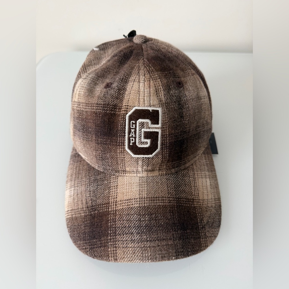 GAP Brown Plaid baseball hat
